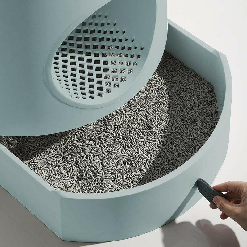Tail & Timber Castle 2-in-1 Cat Litter Box with Scratch Mat