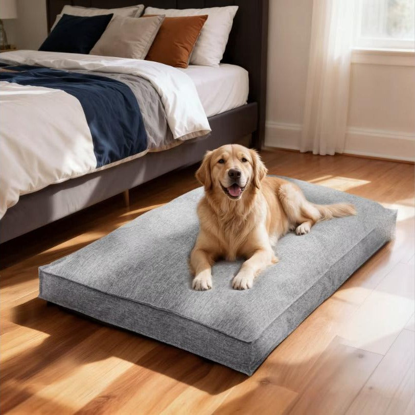 Golden retriever on Grey linen dog bed